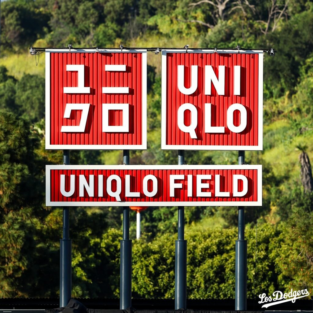 UNIQLO Field revoluciona la identidad comercial en el Dodger Stadium