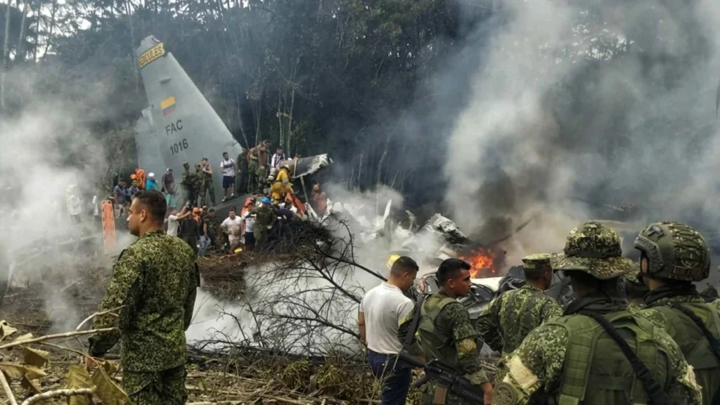 Claves del accidente de avión militar en Colombia: crisis logística en el Guaviare