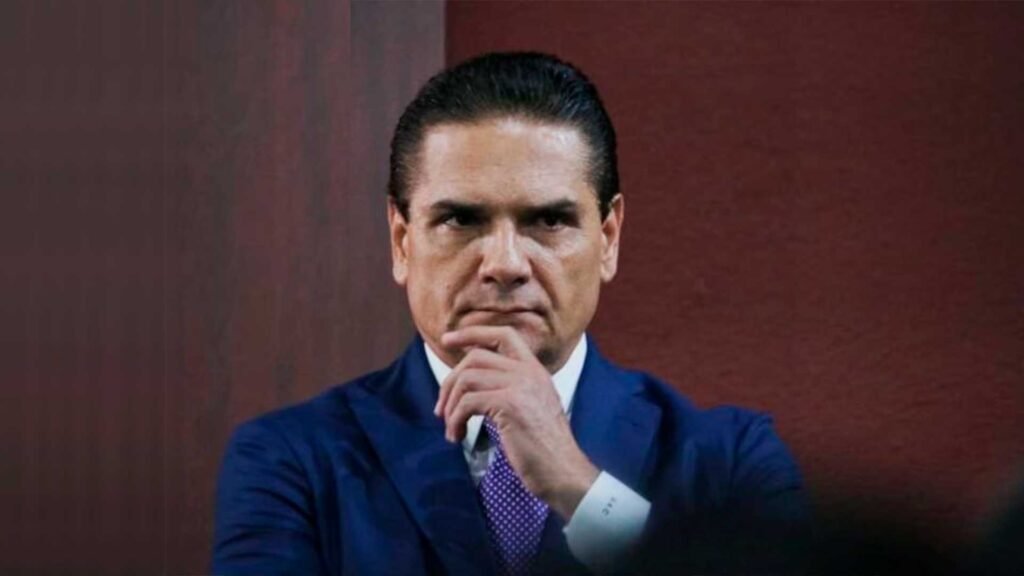 Orden de aprehensión contra Silvano Aureoles por crímenes de lesa humanidad