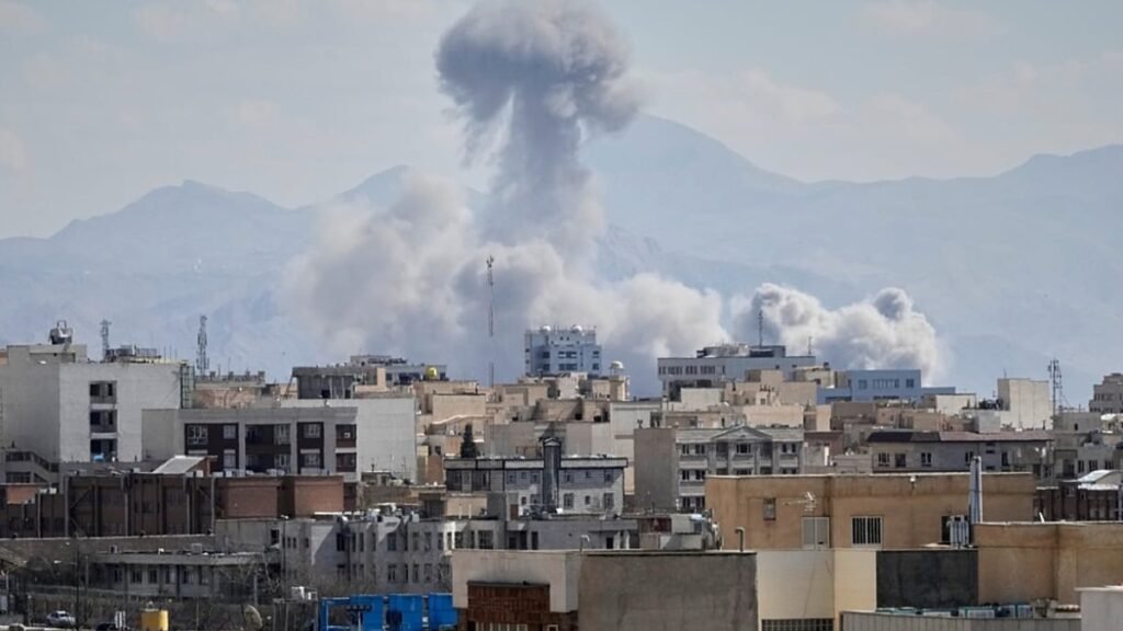 Colapso total en Ormuz: la ofensiva de Trump e Israel desmantela Irán