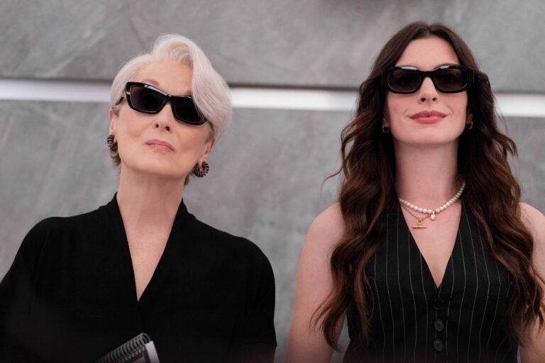El diablo viste a la moda 2: Una secuela de alta costura con costuras a la vista