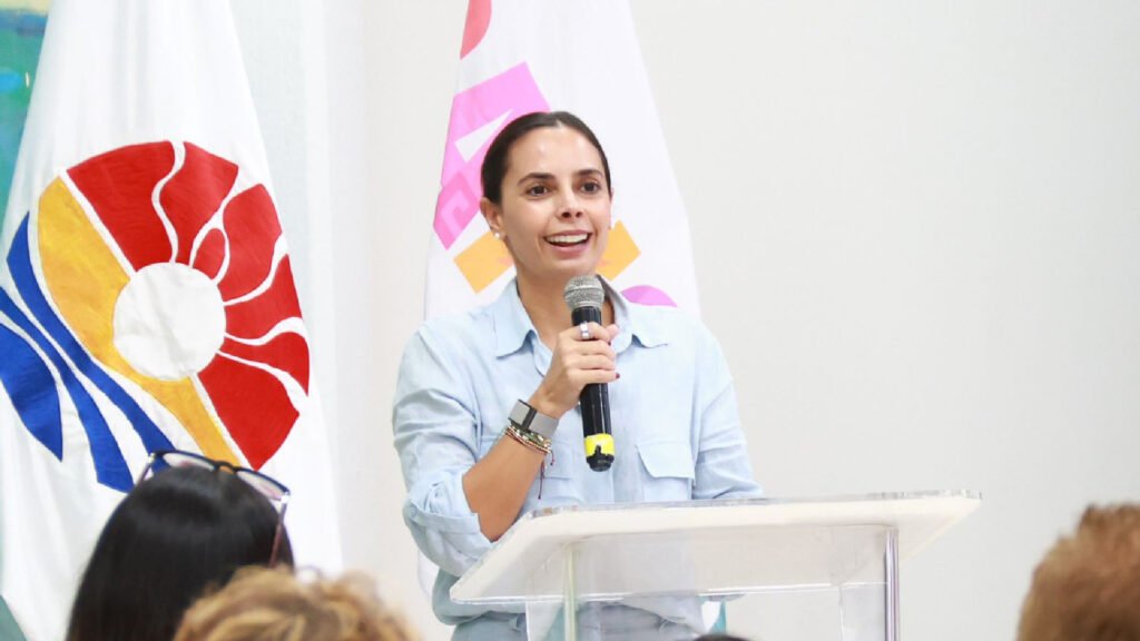 Ana Paty Peralta domina la ruta hacia la gubernatura de Quintana Roo