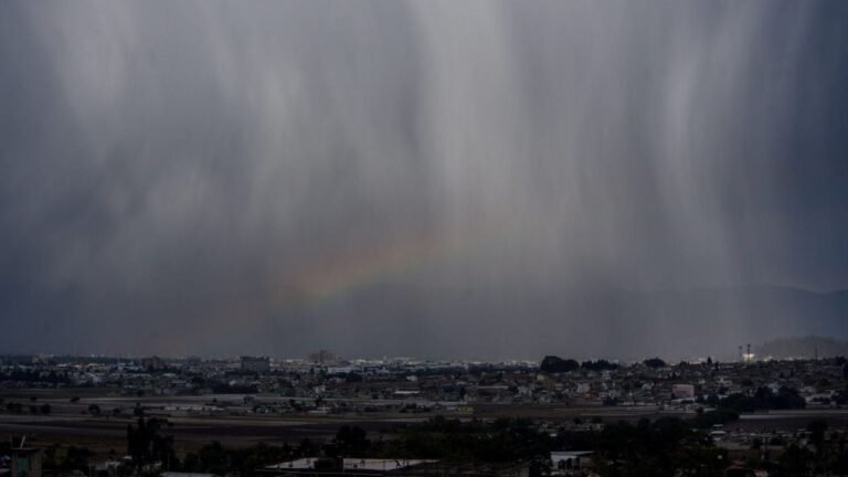 Impacto del frente frío 43: lluvias y temperaturas extremas en Semana Santa