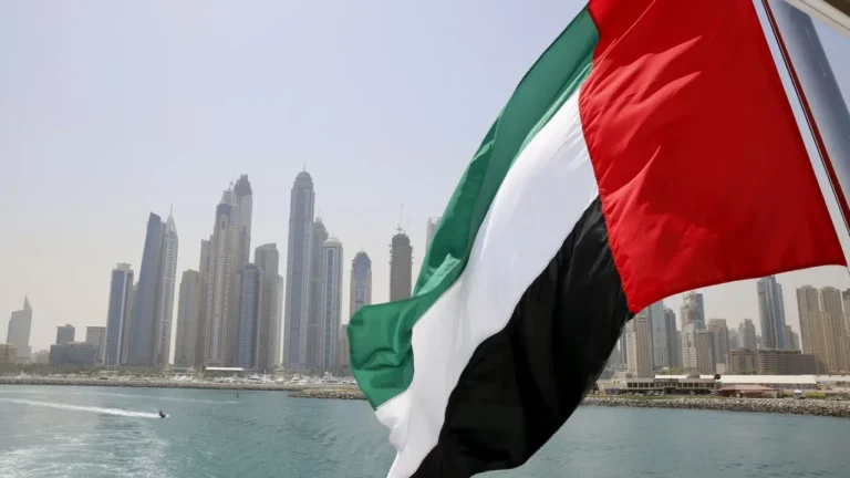 El adiós de los Emiratos a la OPEP fractura el mercado energético mundial