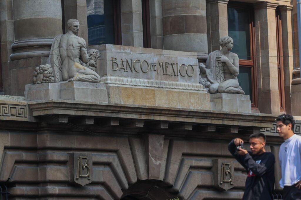 Banxico ajusta a la baja la expansión económica mexicana para 2026