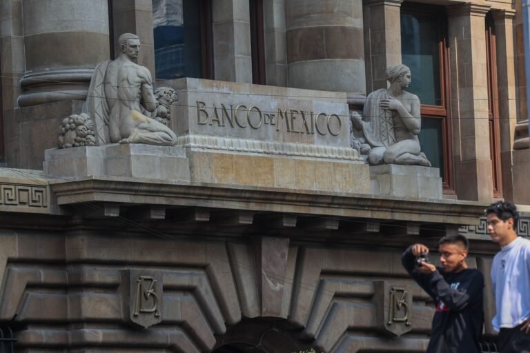 Banxico ajusta a la baja la expansión económica mexicana para 2026