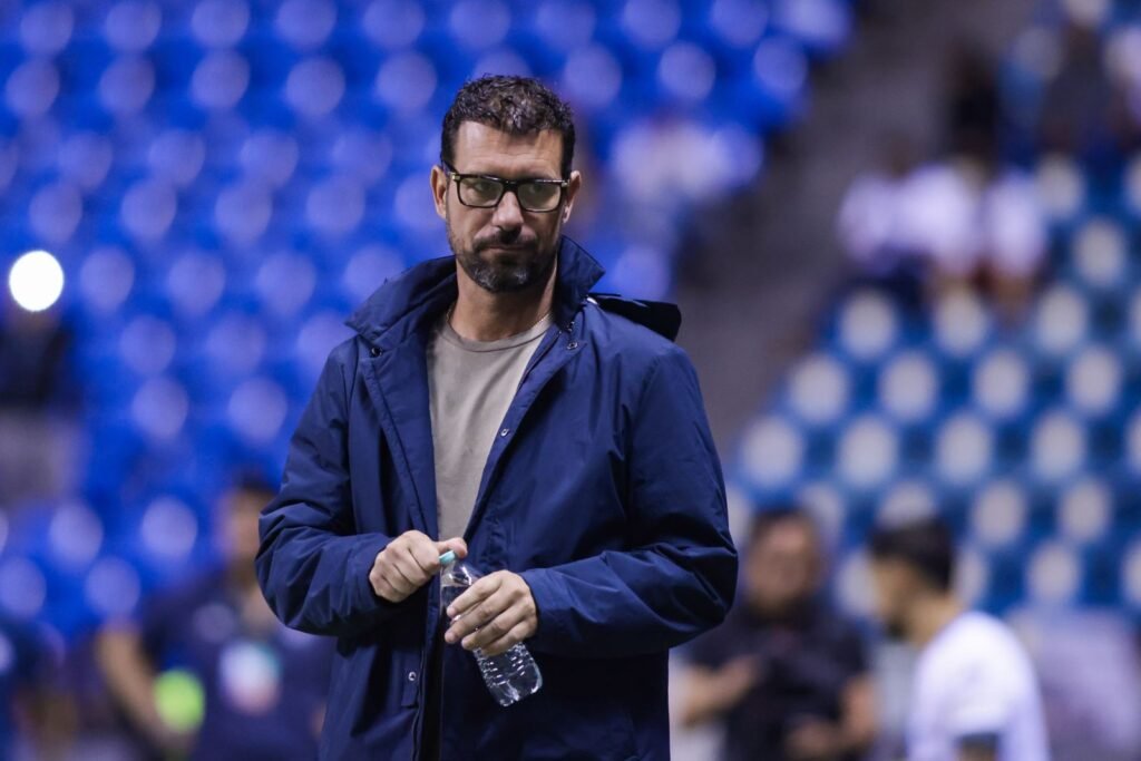 Crisis en los banquillos: la purga técnica sacude la Liguilla 2026