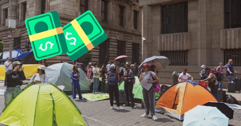 Cómo el plantón de la CNTE asfixia el centro comercial de CDMX