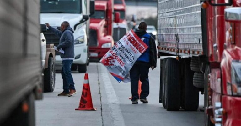 Explosión de descontento social unifica demandas en megamarcha del 20 de mayo
