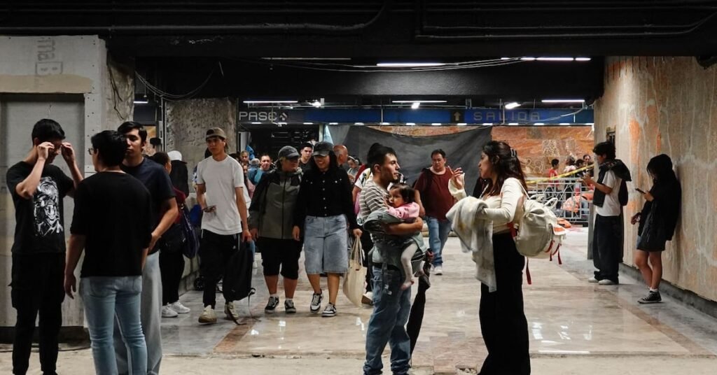 Línea 2 del Metro CDMX frena operación: un análisis de impacto crítico