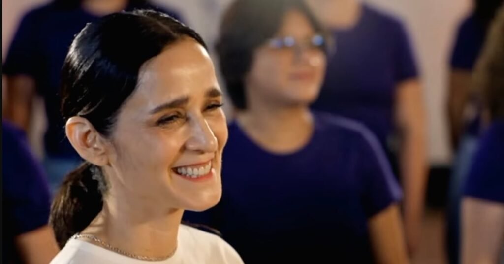 Venegas reimagina el himno futbolista para el Mundial 2026 inclusivo