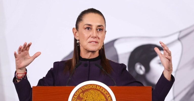Sheinbaum frena megacentro turístico y blinda arrecife de Mahahual