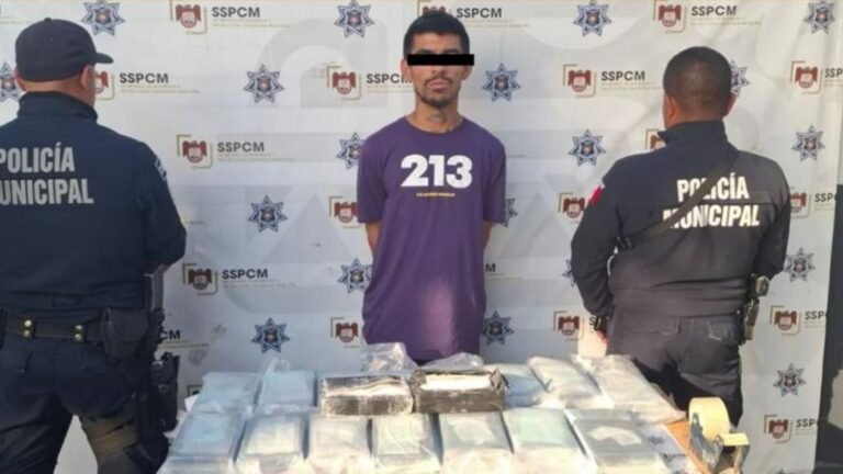 Persecución en Tijuana revela 17 paquetes de droga y detiene a sospechoso