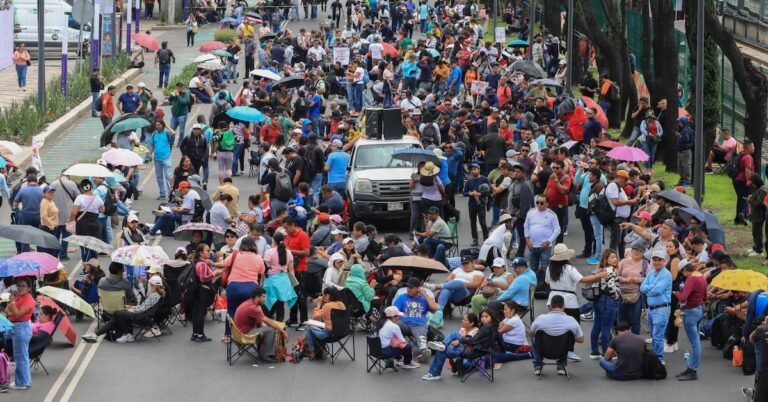 SSC blinda Estadio Banorte: frustra avance de CNTE en protesta